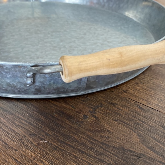 Other - 🌻5/25$🌻 Galvanized steel metal tray with wood handles home accent center table